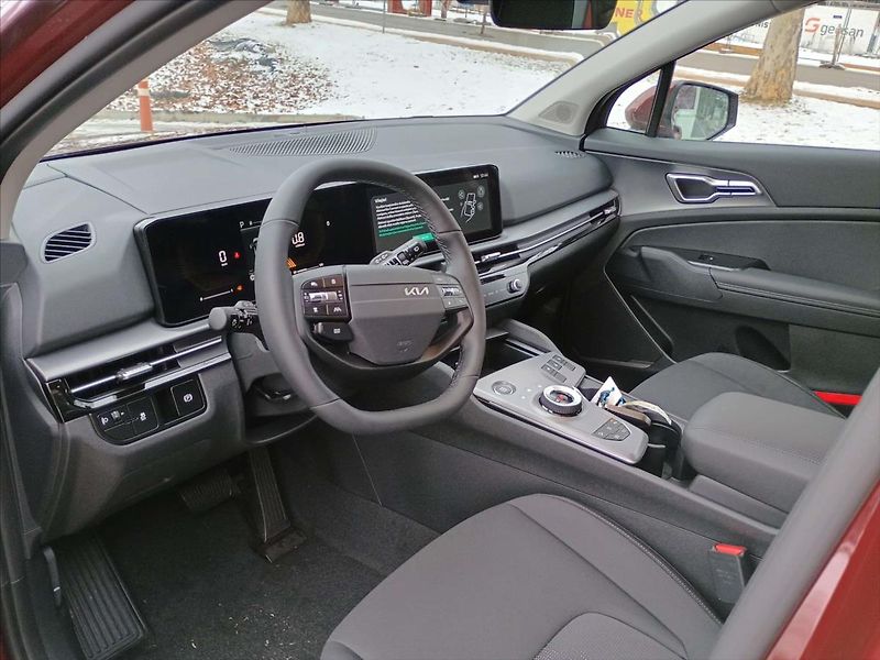 Kia Sportage (2025) 1.6 1,6 T-GDi GPF 4x2 7DCT EXC - fotka 6 z 7