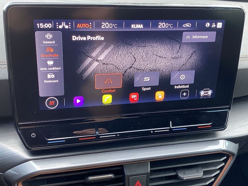 Cupra Formentor (2024) 1.5 TSI DSG - fotka 28 z 33