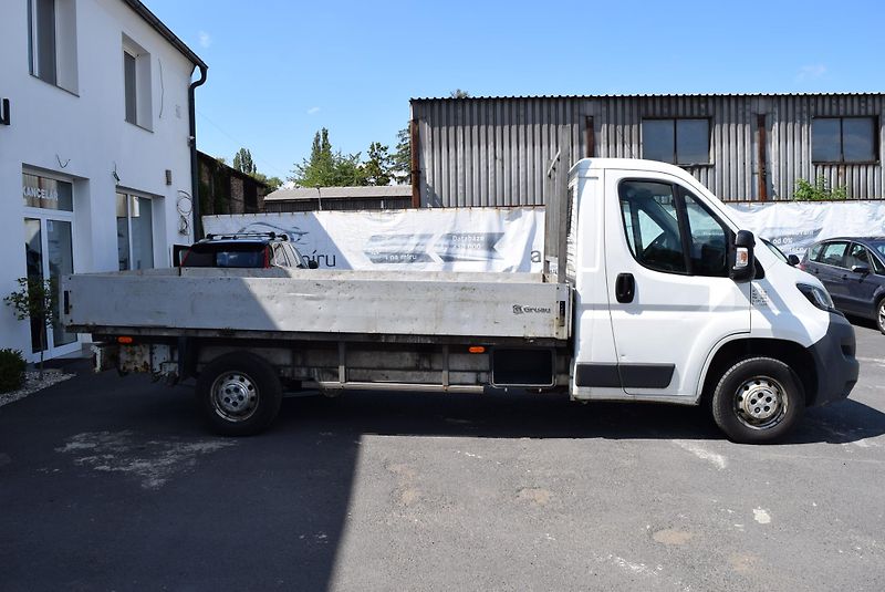 Peugeot Boxer (2015) 2.2HDI 96kw VALNÍK NAVI AC - fotka 7 z 35
