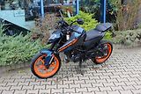 KTM 125 Duke (2024) 125 2025/24 - náhled 12