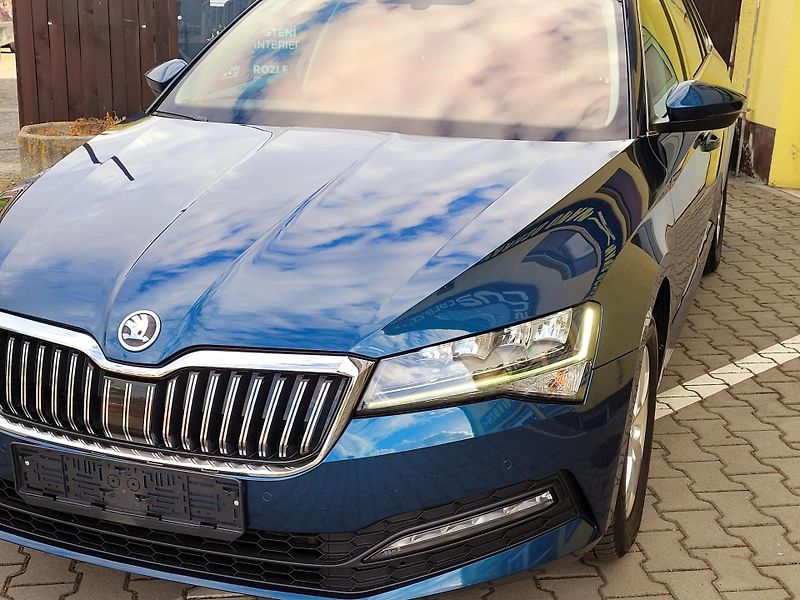 Škoda Superb TSi DSG AMB *SERVIS,CEBIA   - fotka 3 z 43