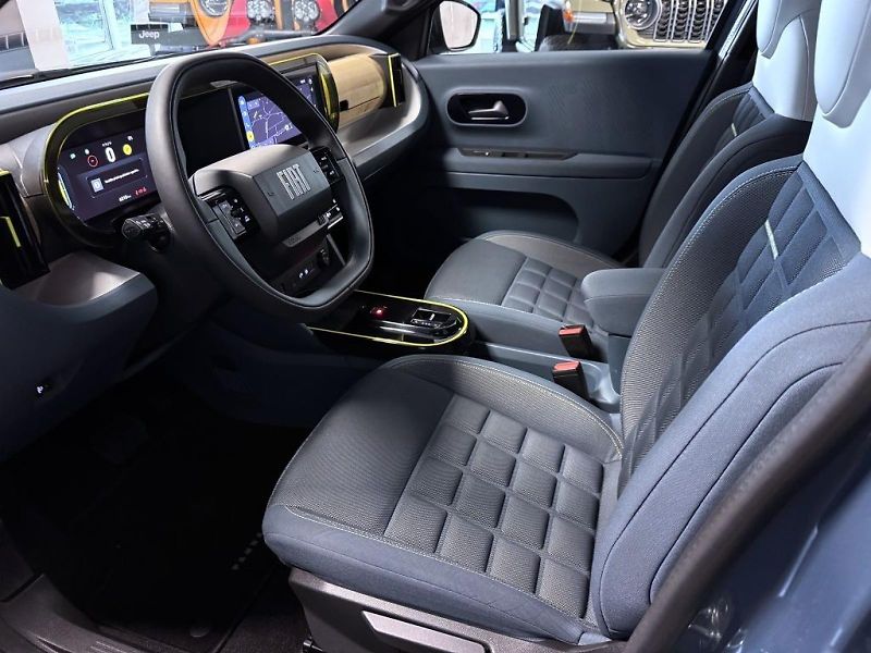 Fiat Grande Panda Electric (2025) 44kWh 113k La Prima - fotka 6 z 20