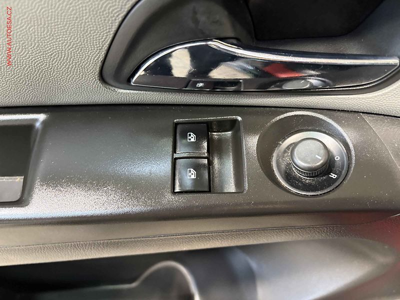 Chevrolet Cruze (2013) 1.6i, TZ, +kola - fotka 12 z 14