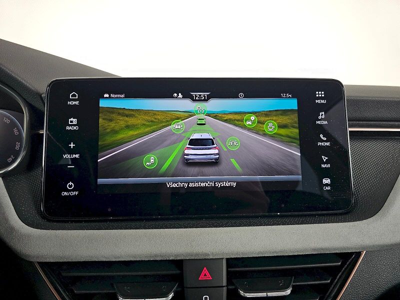 Škoda Kamiq (2025) 1.5TSi 110kW DSG TOP SELECTION - fotka 10 z 29
