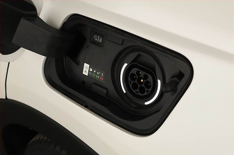 Opel Grandland X (2019) Plug-in Hybrid4, 4X4, Automat - fotka 20 z 23