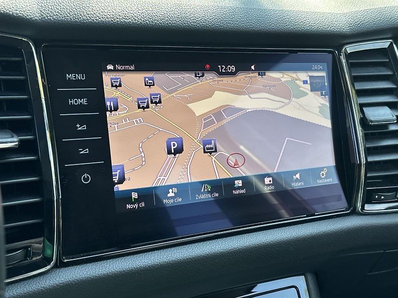 Škoda Kodiaq (2021) GT 2.0 TSI 4x4 DSG - fotka 11 z 30