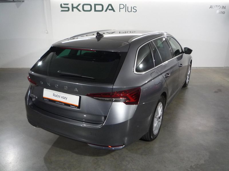 Škoda Octavia (2025) Combi 2,0TDi 110kW DSG Top Sel - fotka 2 z 24