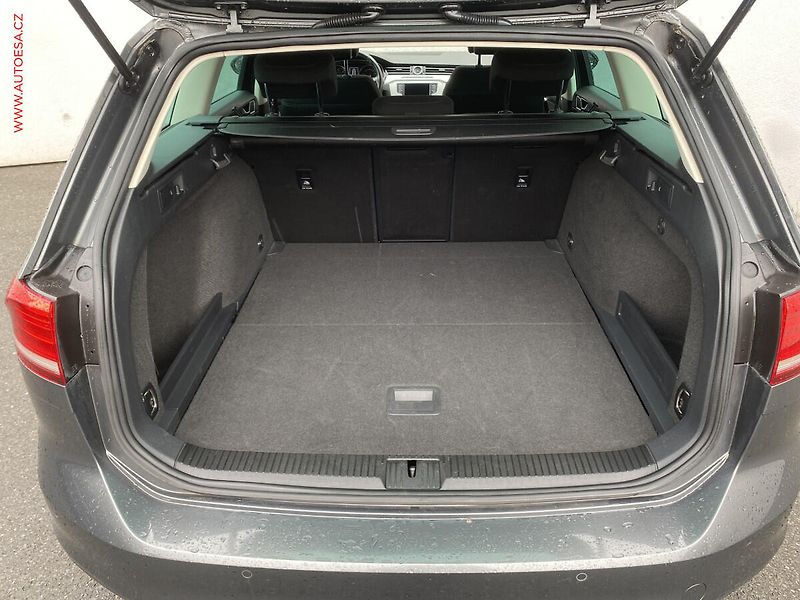 Volkswagen Passat (2015) 1.6TDi, Comfortline, DSG - fotka 7 z 18