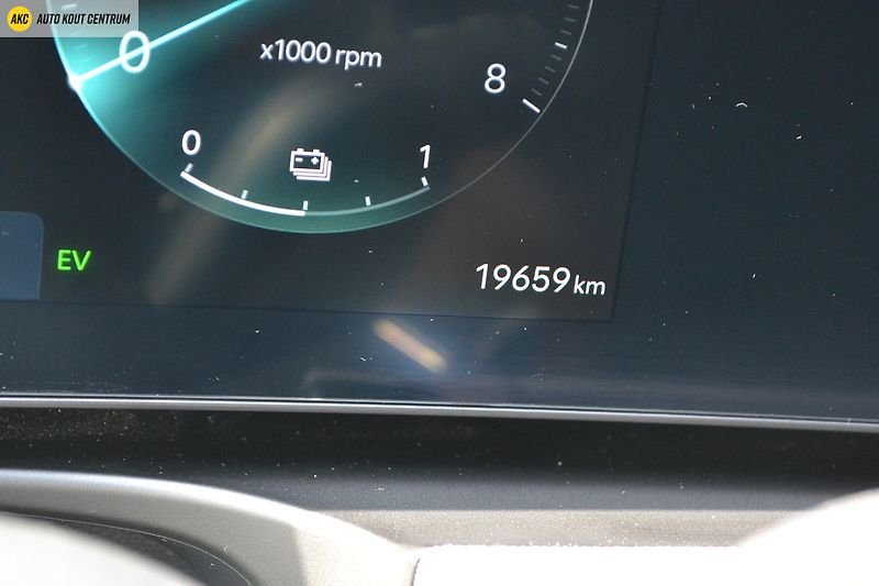 Hyundai Tucson 1,6 T-GDI PHEV 4WD AT PREMIUM - fotka 52 z 69