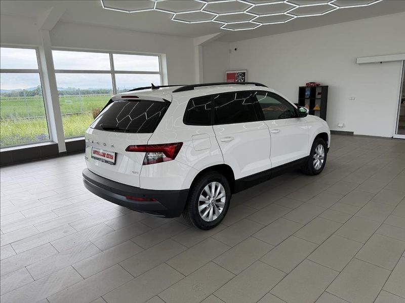 Škoda Karoq 2,0 TDi, DSG,NAVI,TZ,LED - fotka 5 z 28