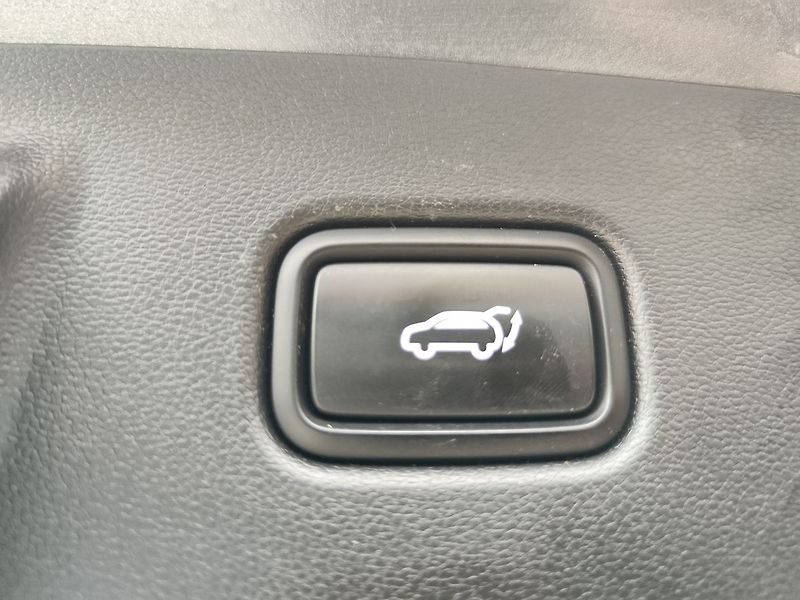 Hyundai Tucson 1.6 T-GDI/110kW style DCT MHEV - fotka 10 z 41