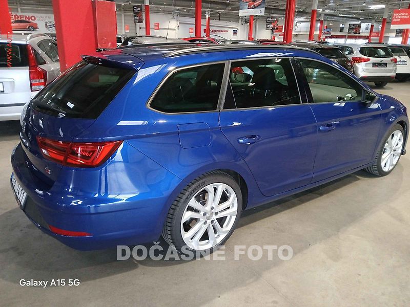 Seat Leon (2019) 2.0 TDI - fotka 2 z 3