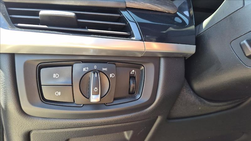BMW X5 3,0 230 Kw 40d Xdrive ČR - fotka 18 z 30