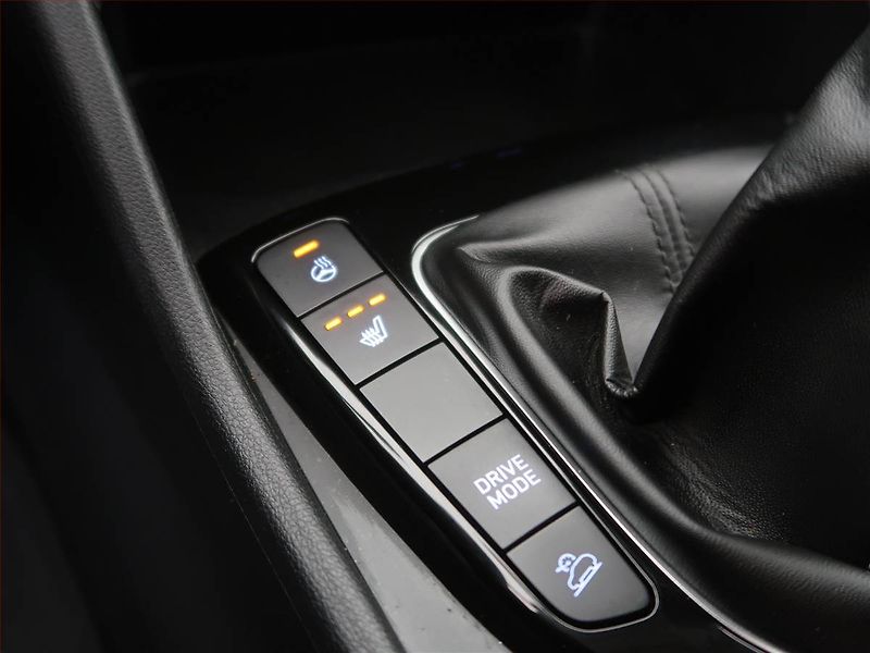 Hyundai Tucson (2021) Smart 1.6 T-GDI - fotka 16 z 18