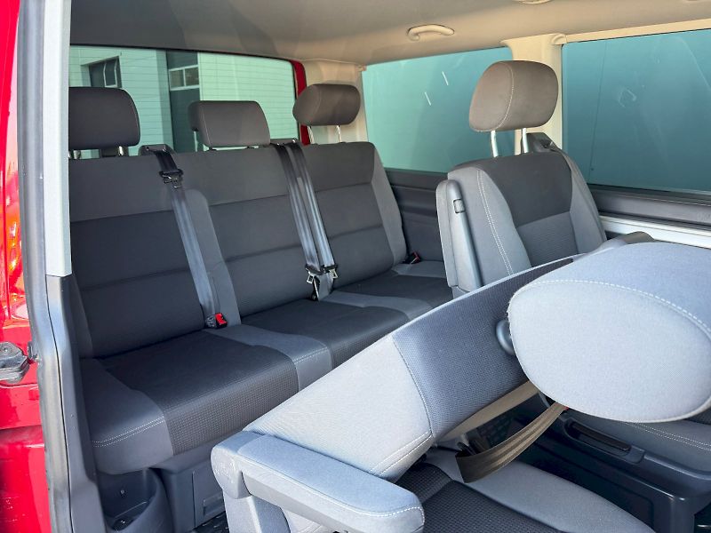 Volkswagen Multivan (2013) SL 2,0 TDI 103KW 6G - fotka 24 z 35