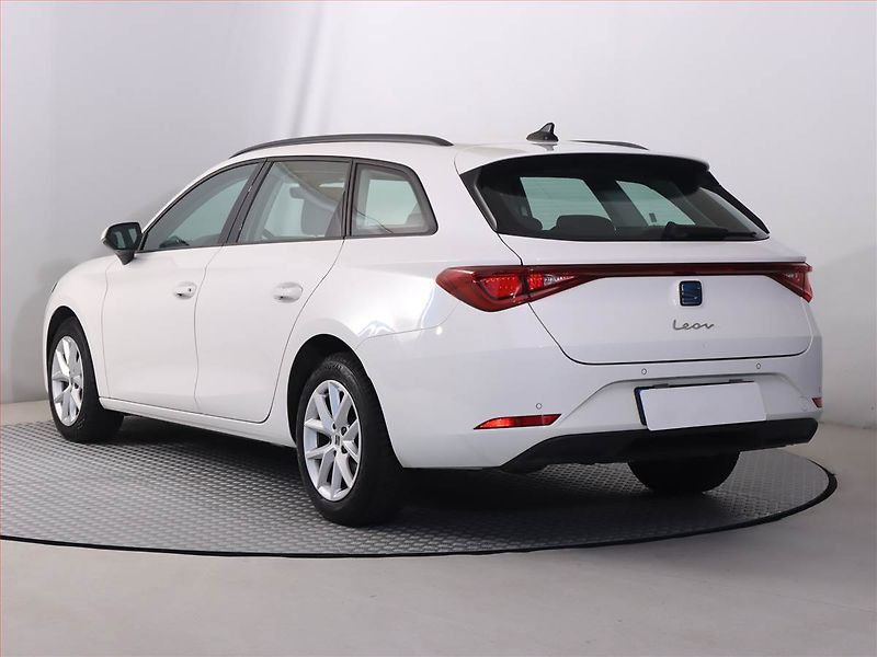 Seat Leon (2022) Stylance 2.0 TDI, Automat - fotka 4 z 22