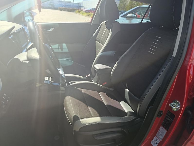 Kia Stonic (2020) 1.0 T-GDI 88KW Premium ČR - fotka 11 z 15