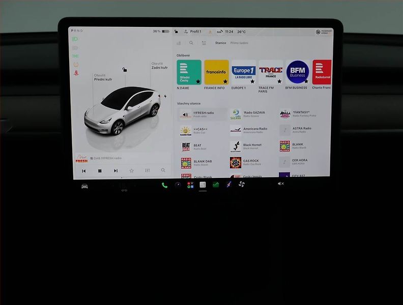 Tesla Model Y (2023) Long Range AWD 79kWh, SoH 90% - fotka 12 z 23