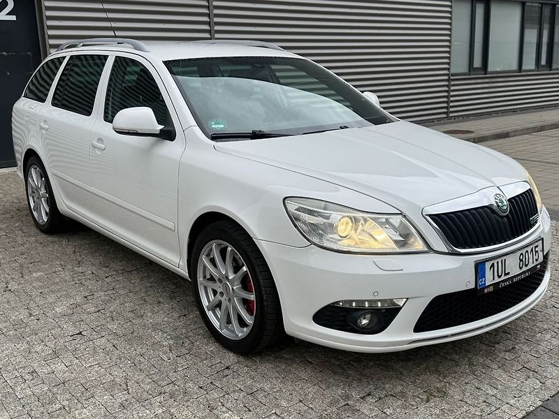 Škoda Octavia (2010) - fotka 11 z 46