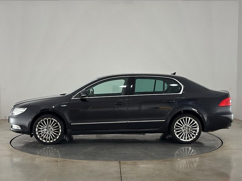 Škoda Superb L&K - fotka 3 z 26