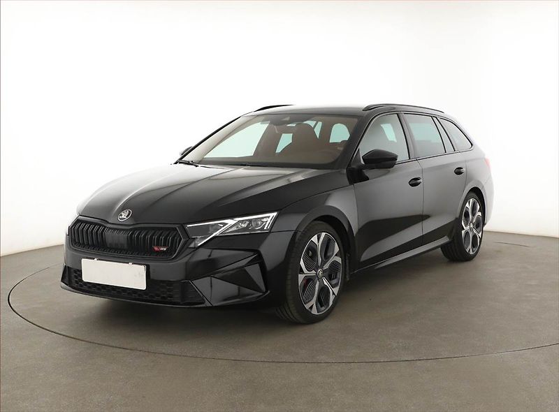 Škoda Octavia (2025) RS 2.0 TSI, RS, Matrix FUllLed - fotka 2 z 25