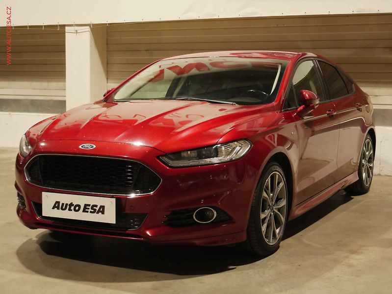 Ford Mondeo (2017) 2.0 TDCi, 2.maj, LED, navi - fotka 3 z 22