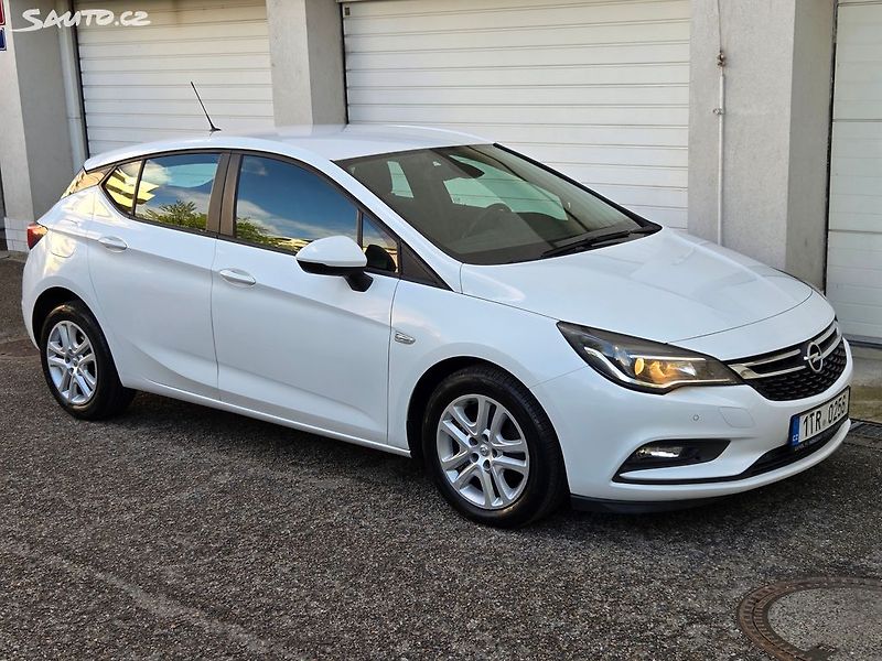 Opel Astra (2019) 1.4 Turbo 92Kw 1.maj Odp DPH - fotka 10 z 32