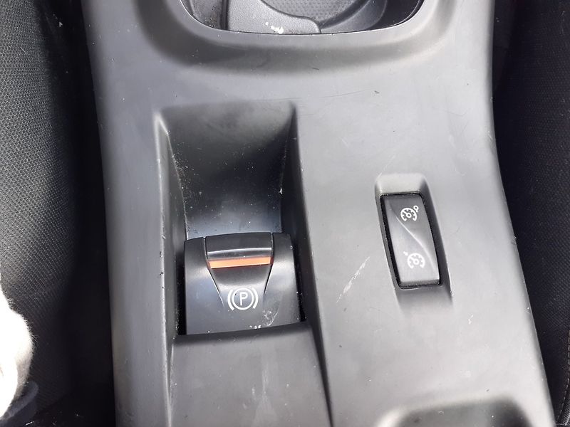 Renault Mégane (2015) KOMBI 1.5 Dci ČR - fotka 14 z 33