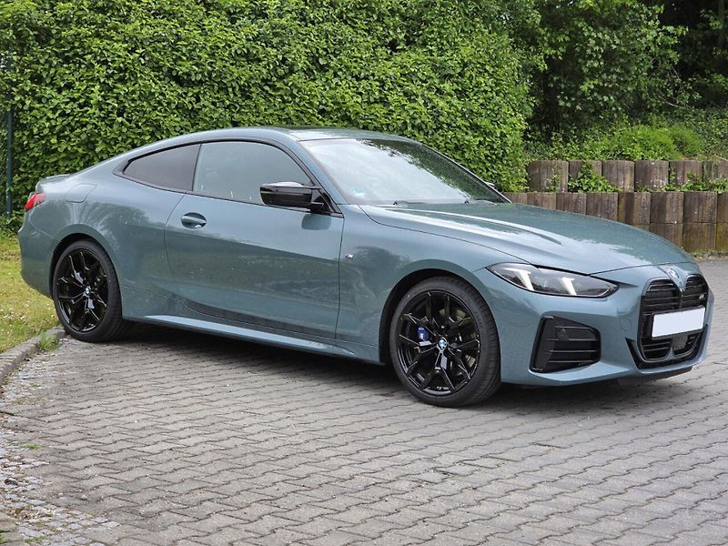BMW Řada 4 M440i xD M-Sport Šíbr HuD 360 - fotka 3 z 12