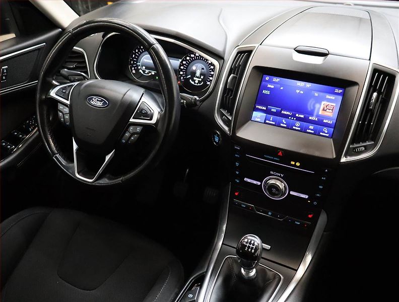 Ford S-MAX (2019) 2.0 EcoBlue, 7 míst, Navi - fotka 7 z 22