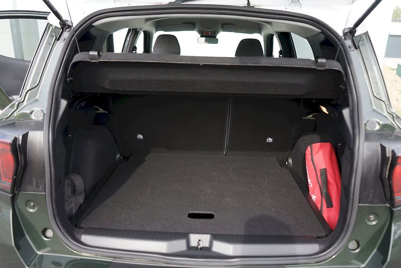Citroën C3 Aircross (2025) PLUS Turbo 100 S&S MAN6 - fotka 7 z 25