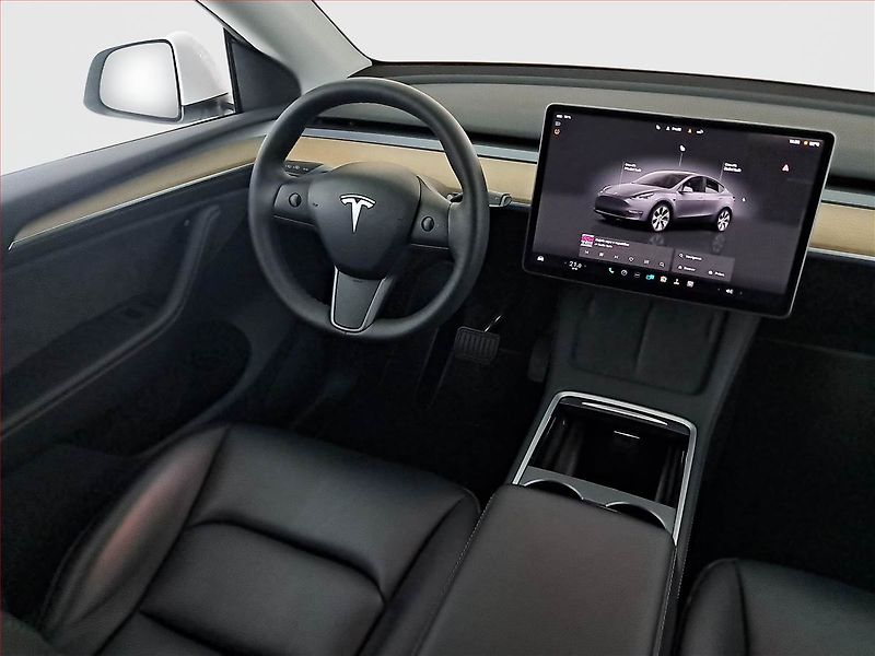 Tesla Model Y (2022) Long Range AWD 79kWh, SoH 91% - fotka 7 z 23