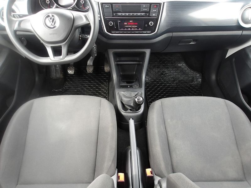 Volkswagen up! 1,0i 50 kW CNG Nové v ČR ! - fotka 11 z 20
