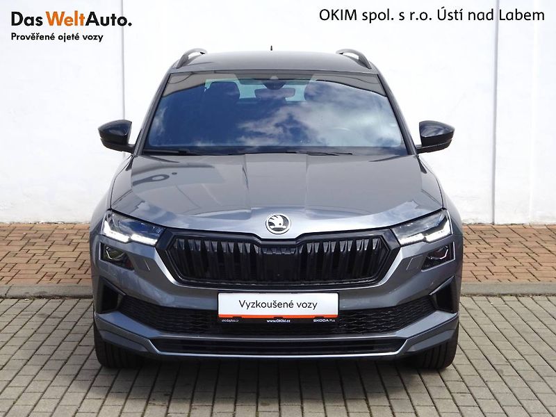 Škoda Karoq (2023) Sportline 1.5 TSI 110kW DSG - fotka 4 z 29