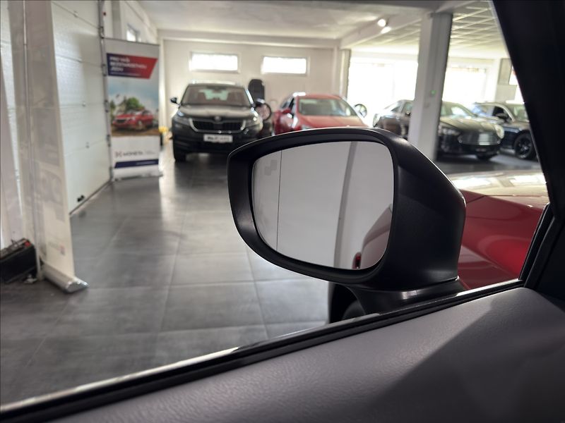 Mazda CX-5 2,2   D AWD REVOLUTION BOSE TO - fotka 7 z 50