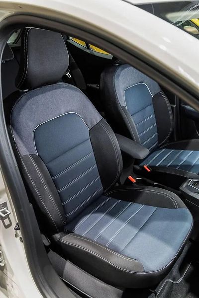 Dacia Jogger (2026) AUTOMAT LPG MAX. MOŽNÁ VÝBAVA - fotka 13 z 17