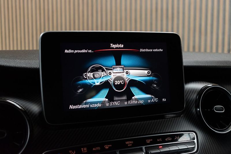 Mercedes-Benz Třídy V V 300d 4MATIC*AMG*TAŽNÉ*DPH* - fotka 31 z 39