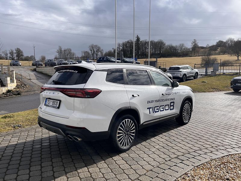Chery Tiggo 8 (2026) 1,6 ICE UNIQUE demo vůz - fotka 6 z 37
