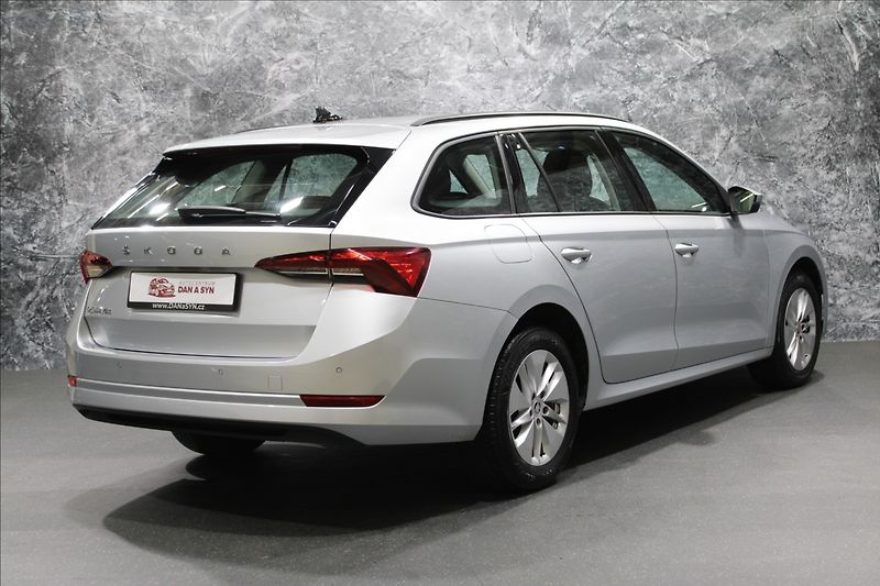 Škoda Octavia 2,0 TDI Ambition 1.majitel CZ - fotka 4 z 32