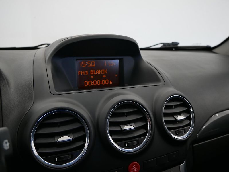 Opel Antara - fotka 17 z 22
