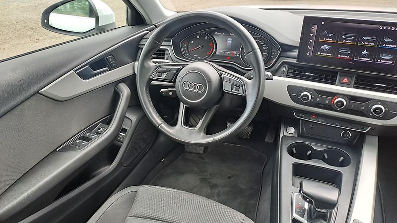 Audi A4 30 TDi S tronic Business line  - fotka 17 z 33