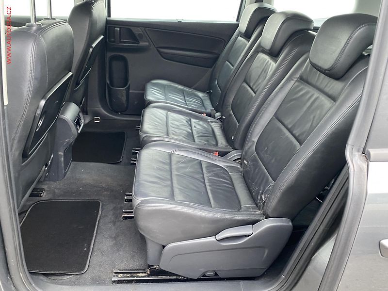Seat Alhambra (2012) 2.0 TDi 4x4, Style, TZ - fotka 10 z 18