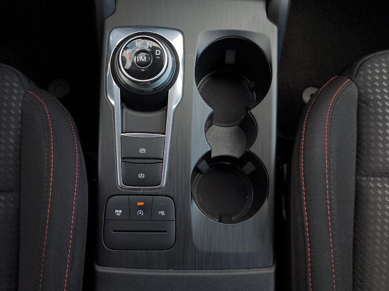Ford Focus (2022) ST-Line 1.5 EcoBlue 88kW, ČR, - fotka 24 z 27