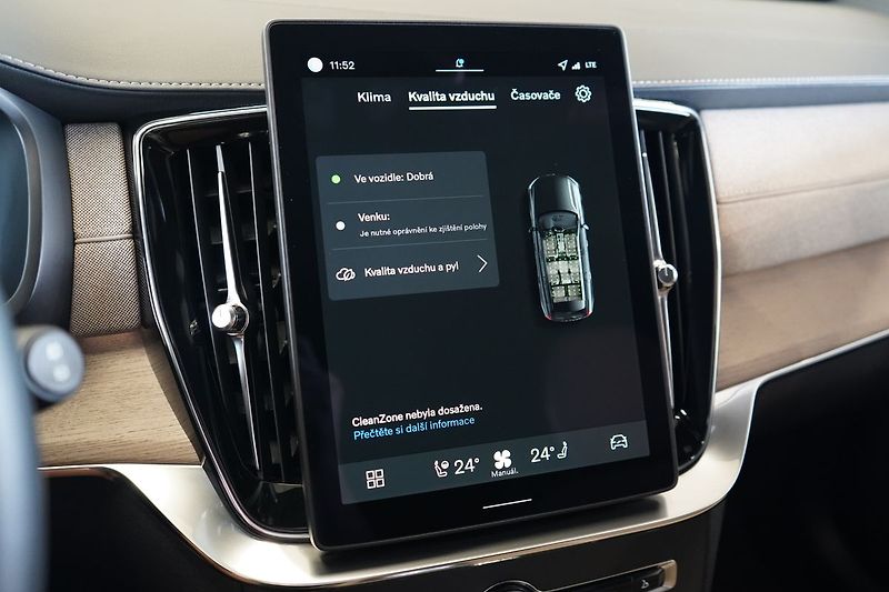 Volvo XC90 T8 PLUS Dark, Ventilace, 360° - fotka 30 z 50