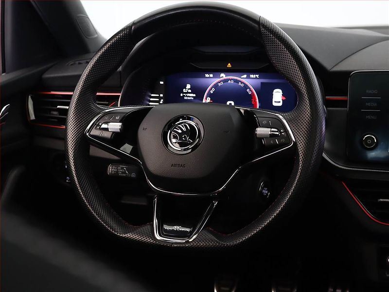 Škoda Kamiq (2021) Monte Carlo 1.0 TSI, Tempomat - fotka 13 z 20