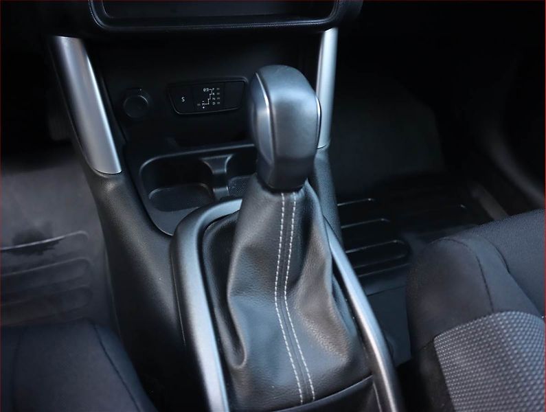 Citroën C3 Aircross (2019) 1.2 PureTech, Automat, Navi - fotka 16 z 23