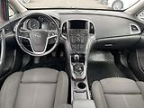 Opel Astra (2012) 2.0 TDCi, AC, navi, park - náhled 8