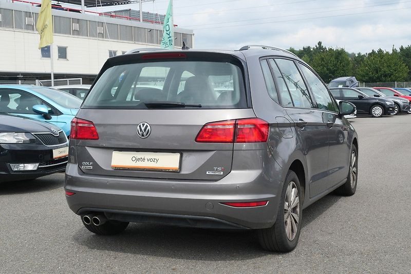 Volkswagen Golf Sportsvan - fotka 2 z 6