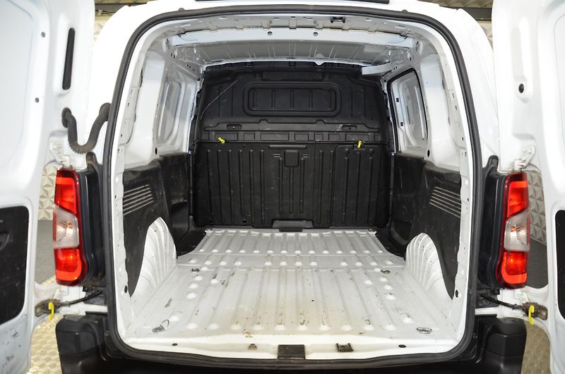 Citroën Berlingo (2022) BHDI 102 L1 Plus 4d - fotka 8 z 14