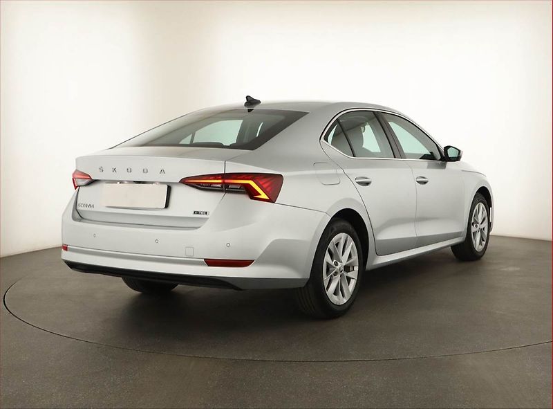 Škoda Octavia (2021) Style 1.5 TSI e-tec - fotka 5 z 14